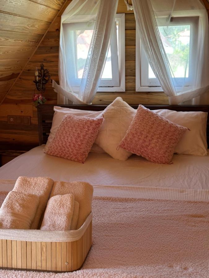 Seyyah Cafe Bungalows Aliaga Εξωτερικό φωτογραφία