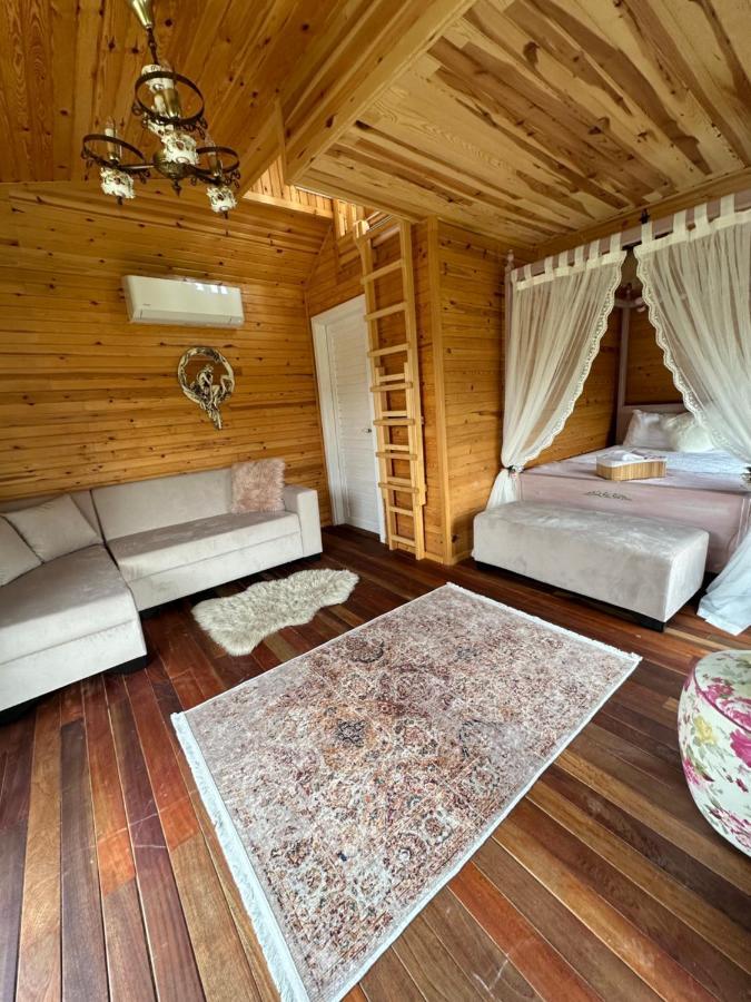 Seyyah Cafe Bungalows Aliaga Εξωτερικό φωτογραφία